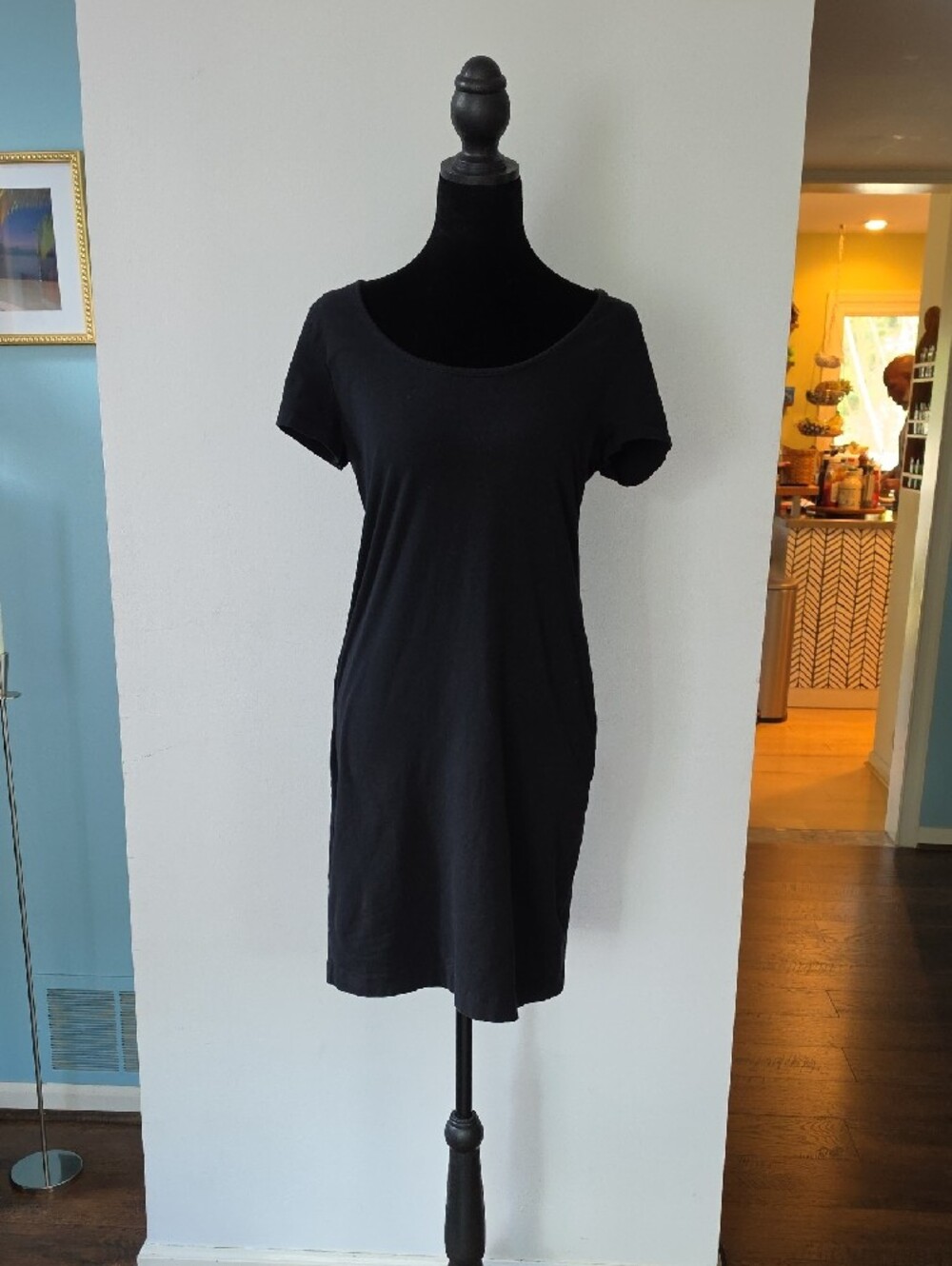 Classic Black Short Sleeve Shift Dress